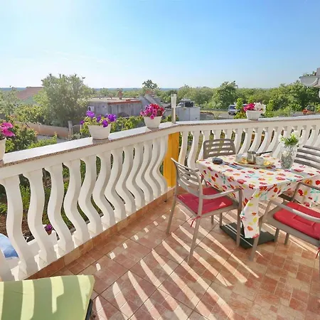 Nada Appartement Murvica (Policnik)