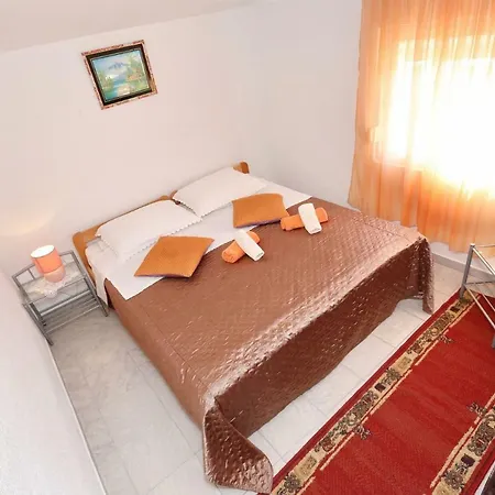Nada Appartement Murvica (Policnik)